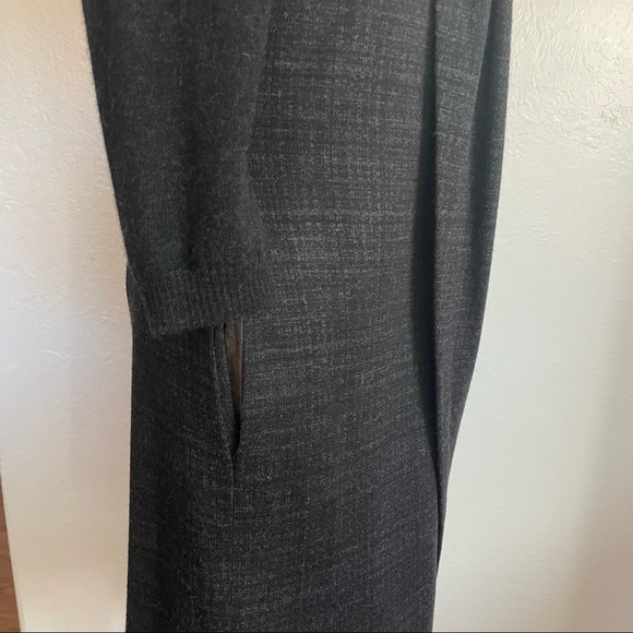 ❌SOLD❌ Hugo Boss Grey Wool Dress - Picture 5 of 6